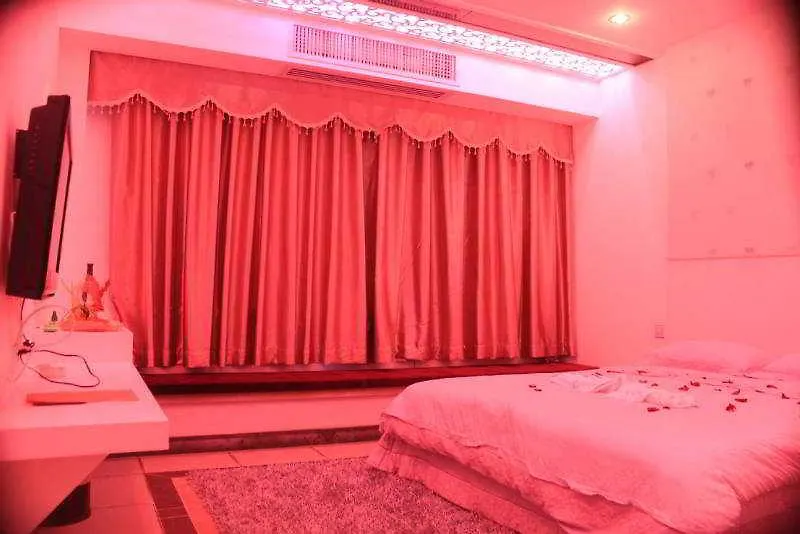 Sanjin Holiday Hotel Szanja 4*,  Kína